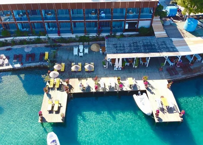 Moonlight Boutique - * Bozburun